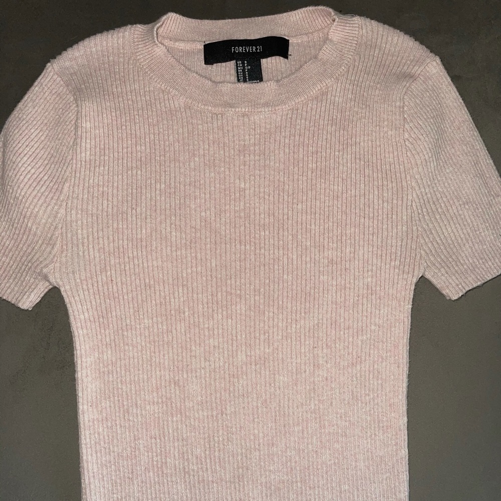 Light pink small forever 21 top